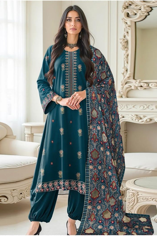 3-piece Dhanak luxury heavy embroidered suit with heavily embroidered aplik shawl – winter collection 2025-2026